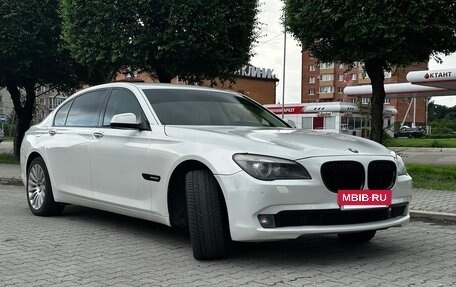 BMW 7 серия, 2012 год, 1 050 000 рублей, 3 фотография