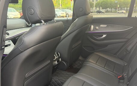 Mercedes-Benz E-Класс, 2022 год, 6 000 000 рублей, 15 фотография