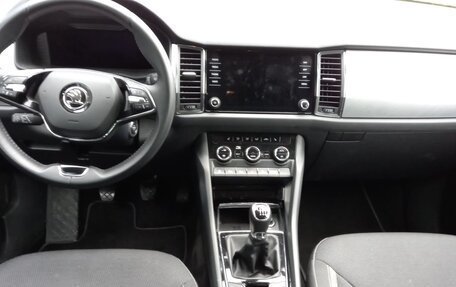 Skoda Kodiaq I, 2022 год, 2 340 000 рублей, 12 фотография