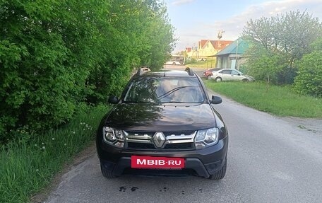 Renault Duster I рестайлинг, 2016 год, 900 000 рублей, 4 фотография