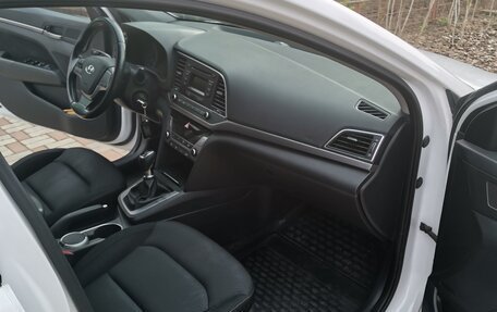 Hyundai Elantra VI рестайлинг, 2017 год, 1 189 000 рублей, 3 фотография