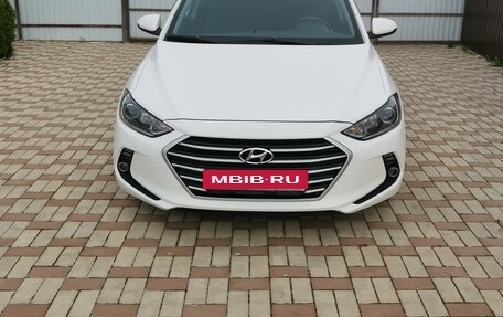 Hyundai Elantra VI рестайлинг, 2017 год, 1 189 000 рублей, 12 фотография