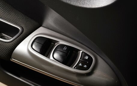 Nissan Juke II, 2011 год, 1 299 999 рублей, 24 фотография