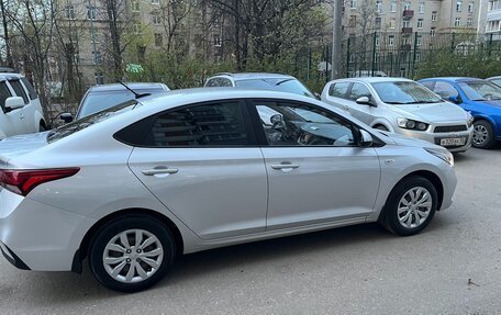 Hyundai Solaris II рестайлинг, 2018 год, 1 350 000 рублей, 12 фотография