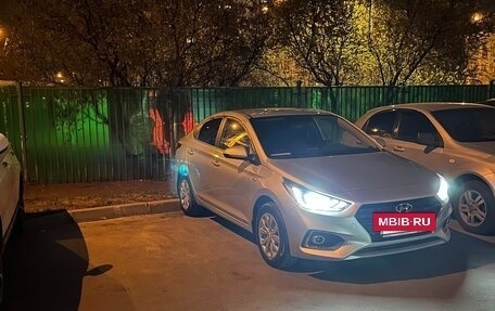 Hyundai Solaris II рестайлинг, 2018 год, 1 350 000 рублей, 20 фотография