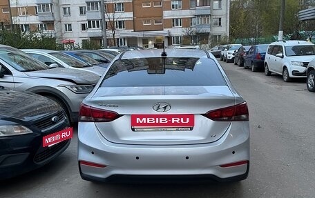 Hyundai Solaris II рестайлинг, 2018 год, 1 350 000 рублей, 19 фотография