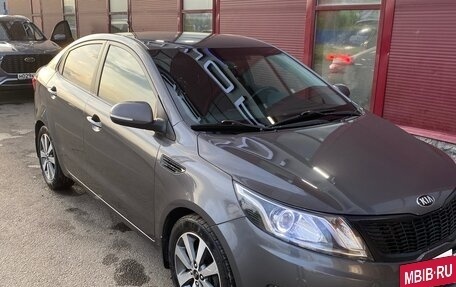 KIA Rio III рестайлинг, 2013 год, 800 000 рублей, 3 фотография
