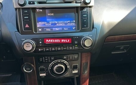 Toyota Land Cruiser Prado 150 рестайлинг 2, 2014 год, 3 200 000 рублей, 10 фотография