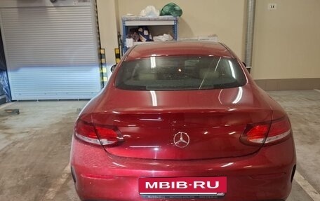 Mercedes-Benz C-Класс, 2016 год, 2 100 000 рублей, 5 фотография