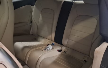 Mercedes-Benz C-Класс, 2016 год, 2 100 000 рублей, 10 фотография