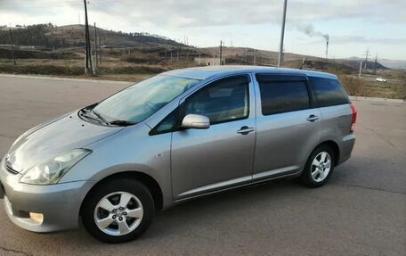 Toyota Wish II, 2006 год, 900 000 рублей, 1 фотография