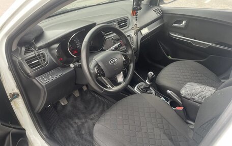 KIA Rio III рестайлинг, 2012 год, 615 000 рублей, 23 фотография
