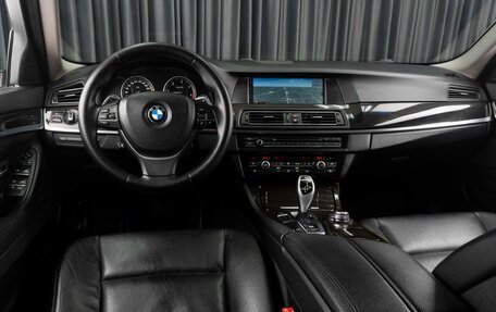 BMW 5 серия, 2010 год, 2 029 000 рублей, 13 фотография