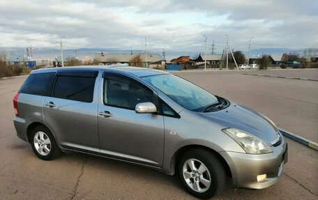 Toyota Wish II, 2006 год, 900 000 рублей, 3 фотография