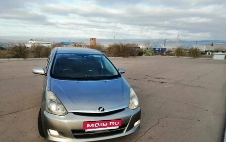 Toyota Wish II, 2006 год, 900 000 рублей, 2 фотография