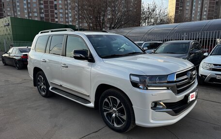 Toyota Land Cruiser 200, 2020 год, 6 997 000 рублей, 2 фотография