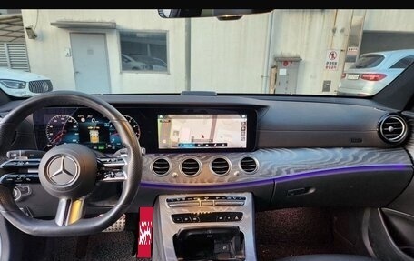 Mercedes-Benz E-Класс, 2021 год, 5 300 000 рублей, 5 фотография