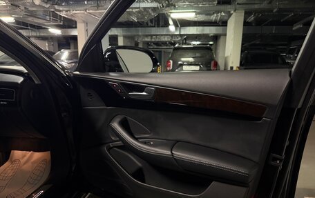 Audi A8, 2015 год, 2 480 000 рублей, 17 фотография