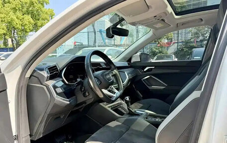 Audi Q3, 2022 год, 2 390 000 рублей, 7 фотография