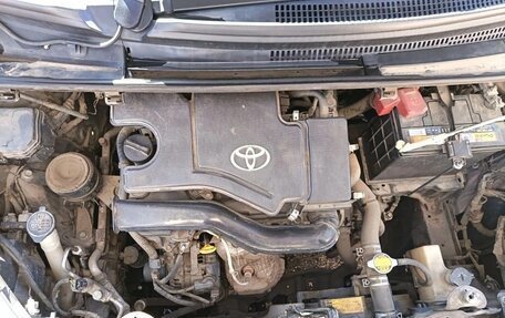 Toyota Vitz, 2014 год, 650 000 рублей, 4 фотография