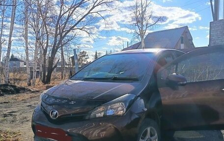 Toyota Vitz, 2014 год, 650 000 рублей, 9 фотография