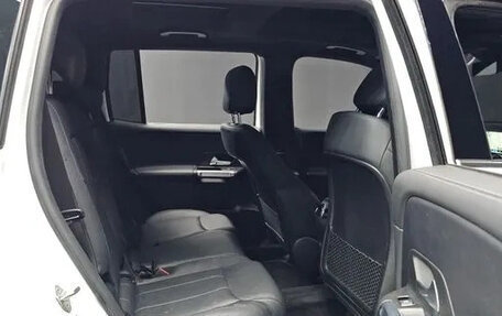 Mercedes-Benz GLB, 2023 год, 2 780 000 рублей, 8 фотография