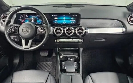 Mercedes-Benz GLB, 2022 год, 2 605 000 рублей, 5 фотография