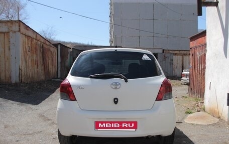 Toyota Vitz, 2009 год, 380 000 рублей, 4 фотография
