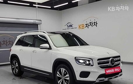 Mercedes-Benz GLB, 2023 год, 3 000 000 рублей, 4 фотография