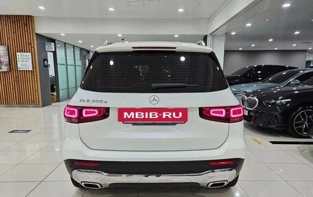 Mercedes-Benz GLB, 2023 год, 2 810 000 рублей, 5 фотография