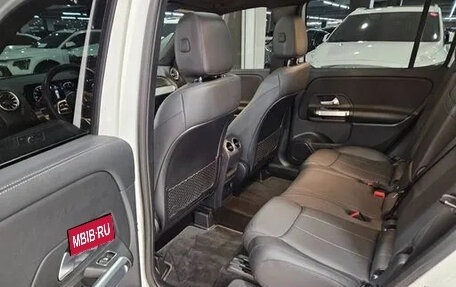 Mercedes-Benz GLB, 2023 год, 2 810 000 рублей, 9 фотография
