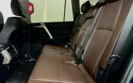 Toyota Land Cruiser Prado 150 рестайлинг 2, 2019 год, 5 465 000 рублей, 14 фотография