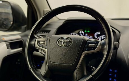 Toyota Land Cruiser Prado 150 рестайлинг 2, 2019 год, 5 465 000 рублей, 19 фотография