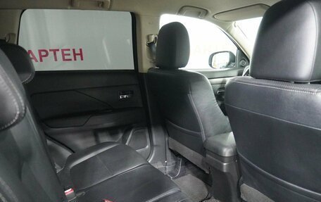 Mitsubishi Outlander III рестайлинг 3, 2014 год, 1 779 000 рублей, 11 фотография