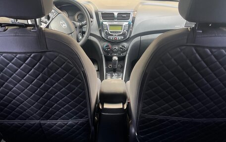 Hyundai Solaris II рестайлинг, 2012 год, 730 000 рублей, 9 фотография
