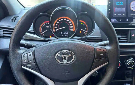 Toyota Yaris XP150 рестайлинг, 2022 год, 1 030 017 рублей, 13 фотография