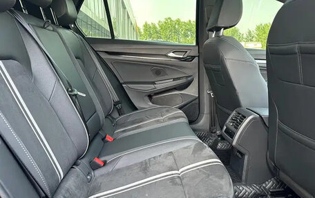 Volkswagen Golf VIII, 2022 год, 1 680 017 рублей, 11 фотография
