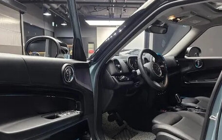 MINI Countryman II (F60), 2023 год, 3 050 000 рублей, 4 фотография