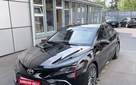 Toyota Camry, 2021 год, 2 450 000 рублей, 4 фотография