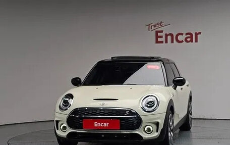 MINI Clubman, 2022 год, 2 130 000 рублей, 2 фотография