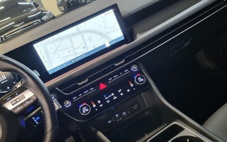 Hyundai Sonata VIII, 2023 год, 17 фотография