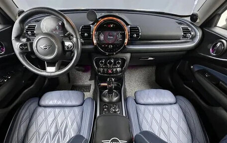 MINI Clubman, 2022 год, 2 380 000 рублей, 4 фотография
