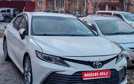 Toyota Camry, 2021 год, 1 780 000 рублей, 1 фотография