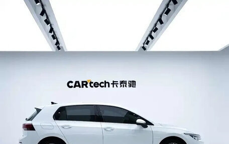 Volkswagen Golf VIII, 2023 год, 1 665 040 рублей, 3 фотография