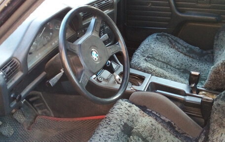 BMW 3 серия, 1983 год, 350 000 рублей, 5 фотография
