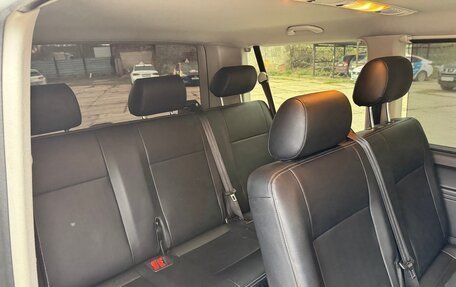 Volkswagen Caravelle T6 рестайлинг, 2018 год, 3 100 000 рублей, 9 фотография