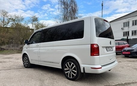 Volkswagen Caravelle T6 рестайлинг, 2018 год, 3 100 000 рублей, 5 фотография