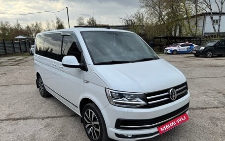 Volkswagen Caravelle T6 рестайлинг, 2018 год, 3 100 000 рублей, 2 фотография