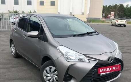 Toyota Vitz, 2017 год, 780 000 рублей, 3 фотография