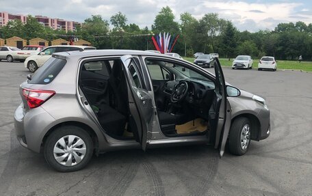Toyota Vitz, 2017 год, 780 000 рублей, 14 фотография